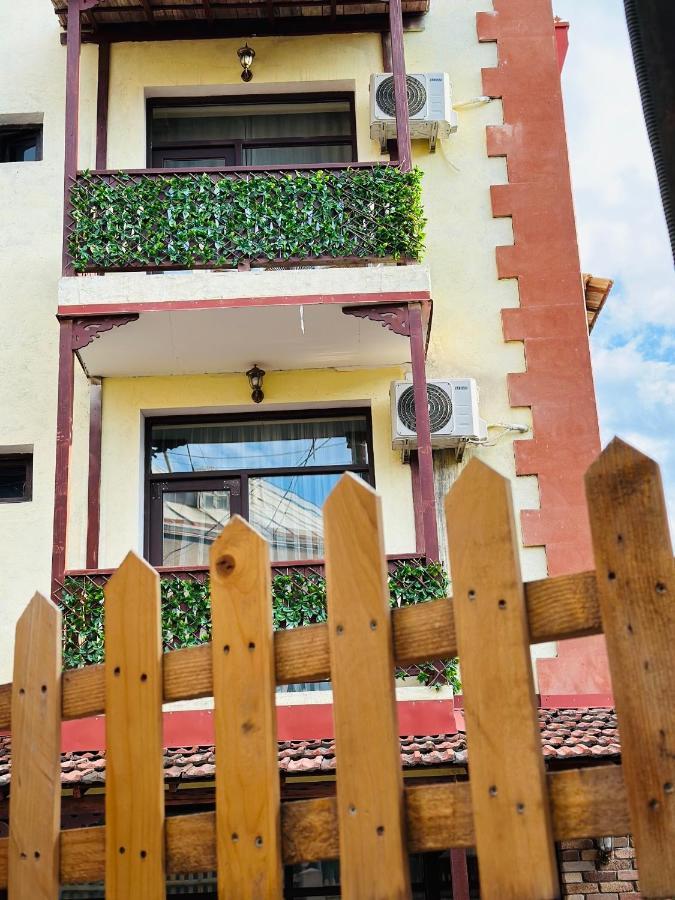 Old Armenia Hotel Yerevan Ngoại thất bức ảnh