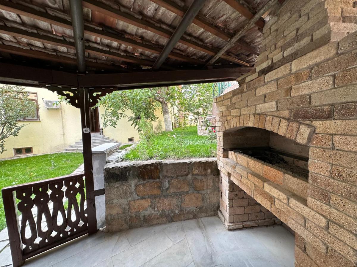 Old Armenia Hotel Yerevan Ngoại thất bức ảnh